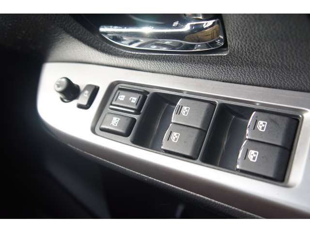 ドライブに必需品のカーナビ、カーオーディオ等もご予算に合わせてご用意させて頂きますので是非ご相談ください！写真ではわかりずらい細かい状態は当店に直接ご連絡いただければ現車を確認しながらお話致します！