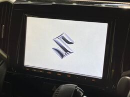 【純正8インチナビ】人気の純正ナビを装備。オーディオ機能も充実しており、Bluetooth接続すればお持ちのスマホやMP3プレイヤーの音楽を再生可能！毎日の運転がさらに楽しくなります！！