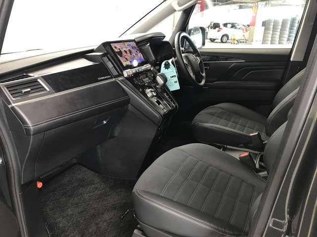 安心のカーライフを迎えて頂くに当たり、納車前点検整備は抜かり無く整備を行わせて頂きます。