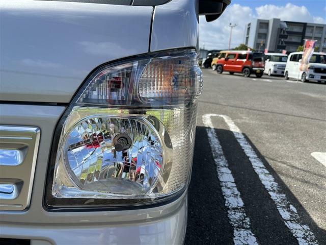 私たちは販売だけのお店では ありません。ご購入後のメンテナンスや車検、もしもの事故の際の対応など、お客様を末永くサポートさせていただくために『近隣のお客様限定』でお車をご案内させていただいております。