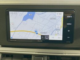 【ナビゲーション】目的地までしっかり案内してくれる使いやすいナビ。Bluetooth接続すればお持ちのスマホやMP3プレイヤーの音楽を再生可能！毎日の運転がさらに楽しくなります！！