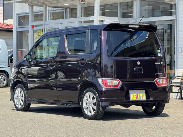 当社の展示車は全車両に車両状態説明書を掲示しております。修復歴の有無は勿論、ドア等の外板の交換歴の有無までも表示☆口頭説明では無く書面にてお渡ししております☆
