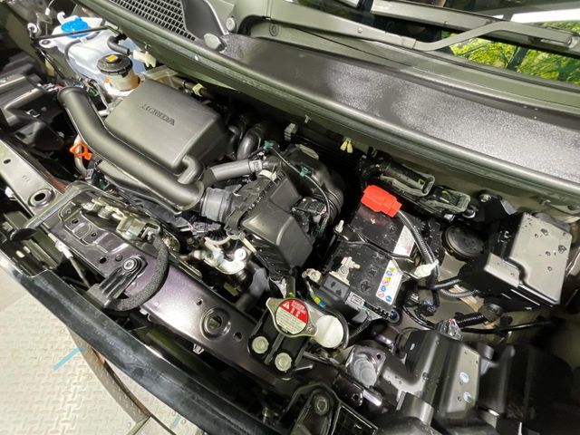 親切・丁寧な専門メカニックスタッフが応対！・車検・点検整備・事故等の修理などアフターサービスも安心。お車のカスタマイズもネクステージのサービススタッフまでご相談ください！