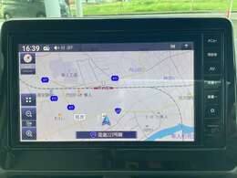 快適なドライブに欠かせないカーナビ付き♪