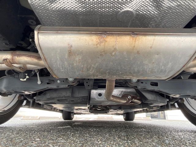 下回りがきれいなうちに、防錆加工の施工がオススメ。降雪地域はもちろん、沿岸部にお住いの方や、趣味でマリン・ウィンタースポーツをされる方にご好評いただいております。