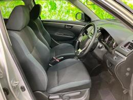 「この車の写真をもっと見たい」「状態が気になる」「この装備はついている？」どんな小さな疑問でもお気軽にお問い合わせください！