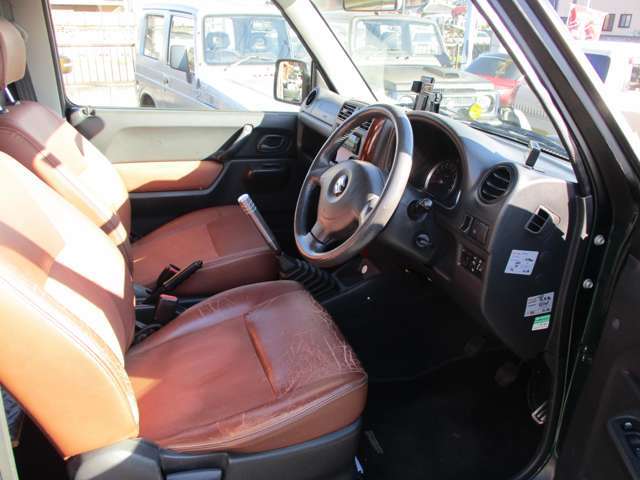 下取り・買取もお任せください！愛車を手放そうとお考えの方はぜひ当店にお申し付けください。高価買取頑張ります！