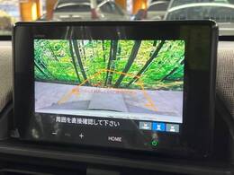 【バックカメラ】駐車時に後方がリアルタイム映像で確認できます。大型商業施設や立体駐車場での駐車時や、夜間のバック時に大活躍！運転スキルに関わらず、今や必須となった装備のひとつです！