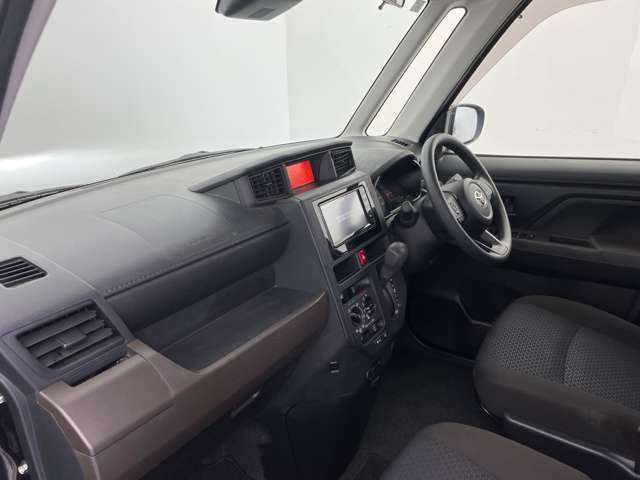 【インパネ全体】全方位で視界が広く、高い目線で運転もしやすいです！