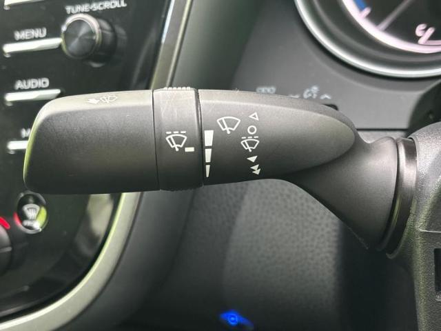 国産車から輸入車まで多様なお客様のニーズのお応えできるように、全国規模で豊富な在庫展開！車のことならWECARSへ！