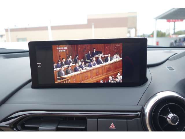 テレビを視聴することも可能です。