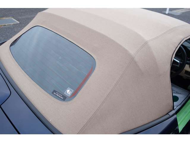 ベージュの内装に合わせる「ベージュ幌」！！この仕様ならではの「カラーコーディネート」になります！！