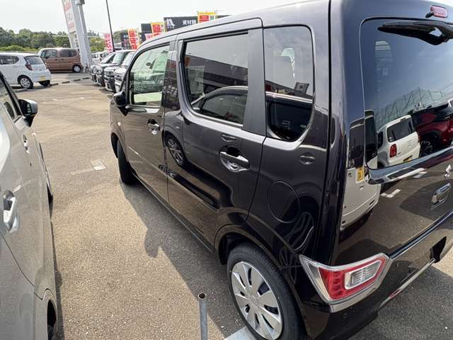 「ケイカフェでは、コロナウイルス対策として納車時に除菌施工を行っています！手が多く触れる内装を除菌することでおクルマの引渡しも安心です♪詳しくはケイカフェまでお問い合わせください！」