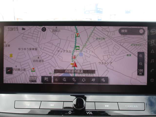 フルセグTV・Bluetooth接続機能有り！お気に入りの音楽でドライブも楽しめます！