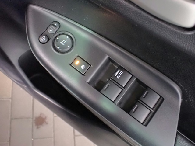 ◆Honda認定中古車をお探しの方はHonda　U-Select亀山長明寺へお越しください！全車安心のU-Selectホッと保証付きです！敷地内試乗も可能です！オンライン商談も受付しています！◆