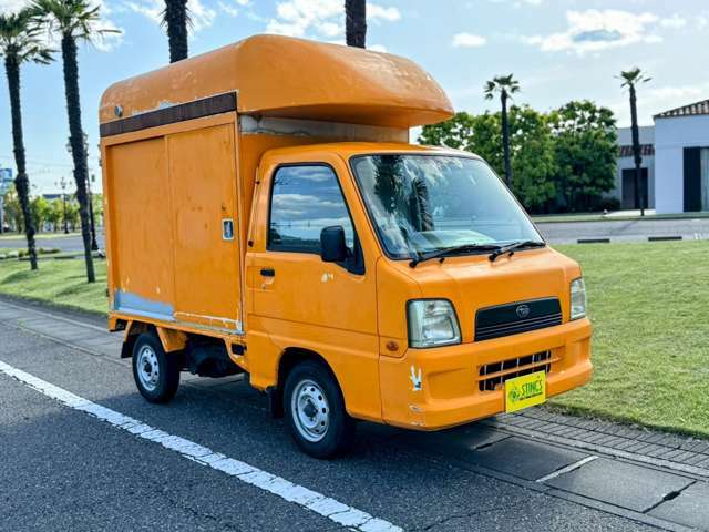 車好きのオーナー様が集まるショップ、宇都宮市のSTINCS【スティンクス】です。車もショップも出会いが大切だと考えている私たちは、一度足を運んでくださったお客様とのお付き合いを大事しております＜(_ _)＞