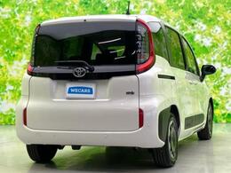 全国に店舗を展開しているのでどこでもお取り寄せが可能です！この車が気になるけど遠方だから・・・と諦める必要はありません！※別途陸送費が必要です。