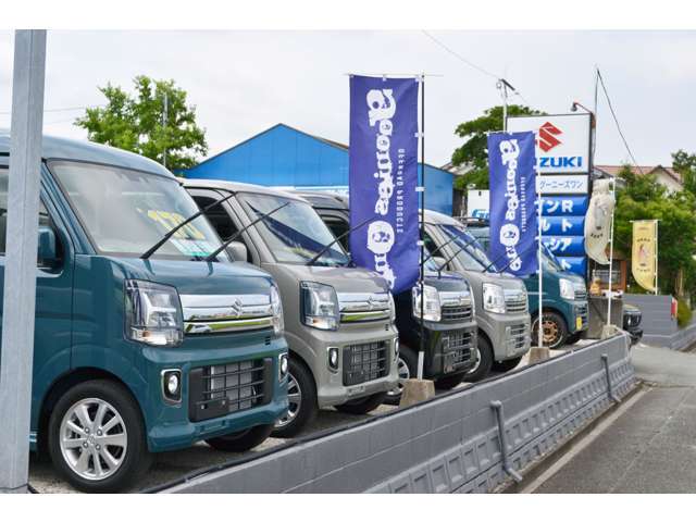 スズキの新車販売も行っております/どうぞお気軽にお問合せ下さい/九州運輸支局の認証工場を完備しております/整備、メンテナンスのご相談も承ります/