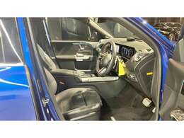 電車でご来店頂く場合は、京王線「代田橋駅」より徒歩6分程、急行・区間急行・快速電車などが停車する「笹塚駅」より徒歩12分程です。