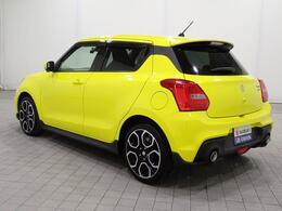 当社はスズキ株式会社100％出資の直営代理店（正規スズキディーラー）です。当社のモットーは、「誠実」、「親身」、「真剣」で、お客様の豊かなカーライフを実現するためのお手伝いをさせていただきます。