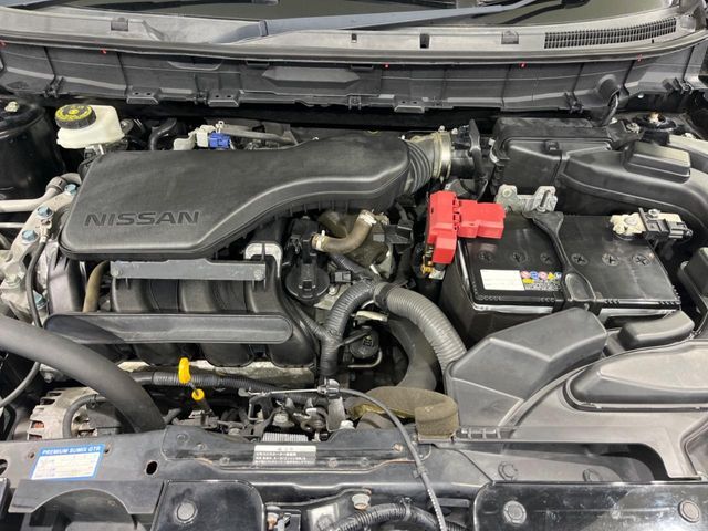 親切・丁寧な専門メカニックスタッフが応対！・車検・点検整備・事故等の修理などアフターサービスも安心。お車のカスタマイズもネクステージのサービススタッフまでご相談ください！