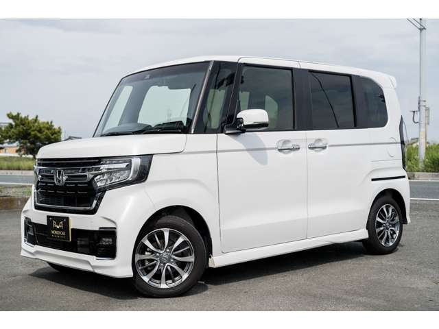 特選中古車満載のFBページもどうぞ！→https://ja-jp.facebook.com/WORLD-CAR-Hamamatsu-289399801231658/