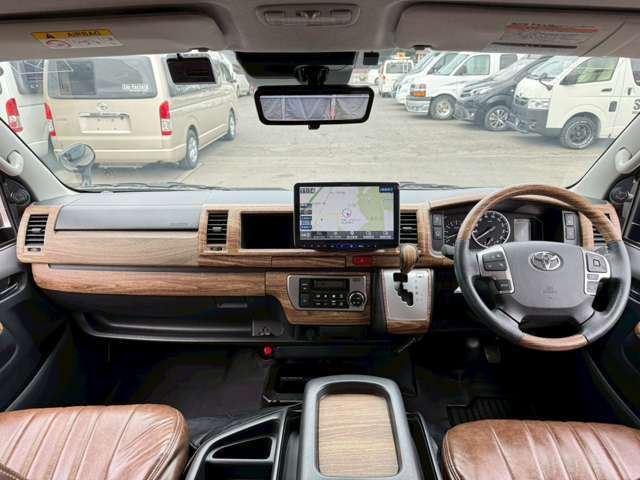 〒300-2353★茨城県つくばみらい市小張4012-3★TEL0297-47-6080★FAX0297-47-6081★営業時間　10：00から18：00★定休日　火曜日　第一・三月曜日