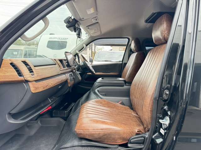 〒300-2353★茨城県つくばみらい市小張4012-3★TEL0297-47-6080★FAX0297-47-6081★営業時間　10：00から18：00★定休日　火曜日　第一・三月曜日