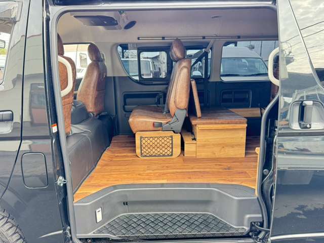 弊社では車両価格に以下の費用が含まれます→登録費用・整備点検費用・架装部の点検費用・行政書士料・車検申請費用・1年保証（一部除外車種あり）納車準備費用・詳しくはスタッフまで！