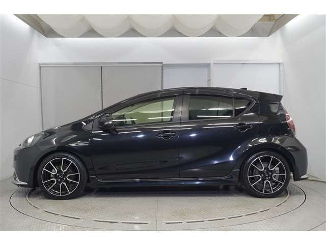 コンパクトな車体ならではの取り扱いのしやすさでお出掛けやお買い物、通勤と大活躍をしてくれますね☆