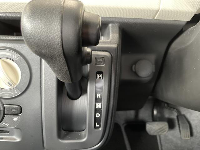 無断変速オートマ（CVT）は滑らかな変速で燃費も良いですよ！