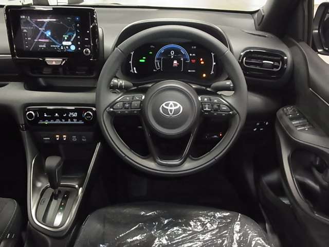 系列会社にメルセデスベンツ、BMW、VW、GMシボレー、クライスラー、スズキアリーナ等正規ディーラーを持つ当社ならご納車後の整備のノウハウも御座いますので安心してお乗り頂けます。