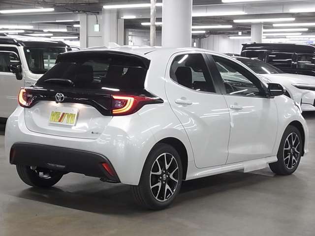 自社陸運局指定工場完備！国家資格車検検査員資格を持った整備士による整備。走行に関係のない所も不具合箇所があれば修理してお渡しいたします。