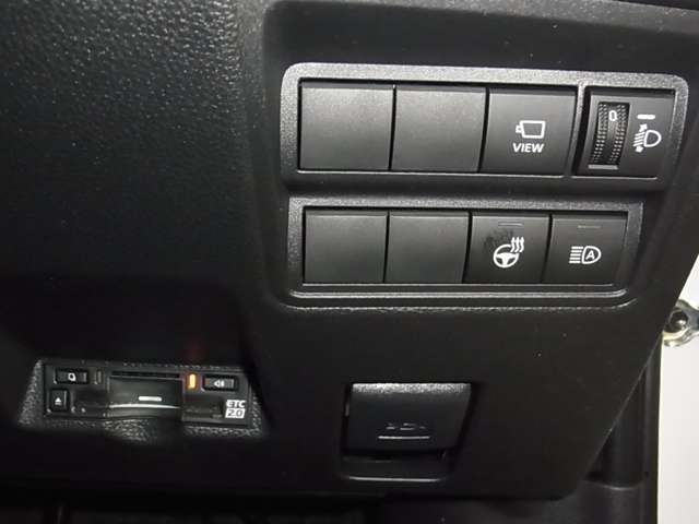 公的機関「（財）日本自動車査定協会」の基準を採用。日本オートオークション協議会「走行距離管理システム」で距離に不正が無いかもチェック済みです。