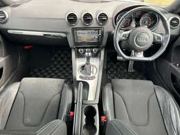 LIBERALA野々市の物件をご覧いただきまして誠にありがとうございます。心ゆくまでおクルマ選びをお楽しみください。