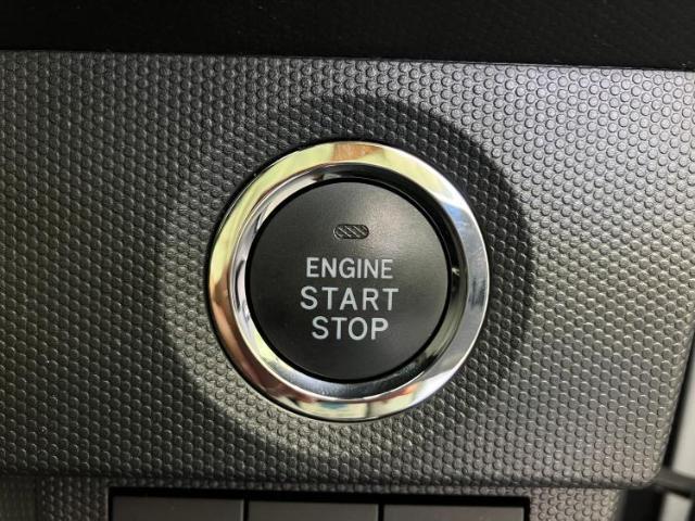 国産車から輸入車まで多様なお客様のニーズのお応えできるように、全国規模で豊富な在庫展開！車のことならWECARSへ！
