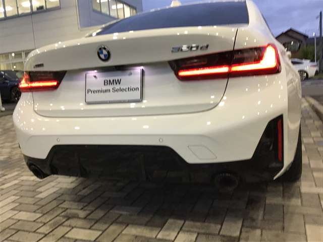 【BMWをより手軽に！】スタンダードローン「通常型」、バリューローン「残価設定型」のご用意がございます。バリューローンは残価を設定することでスタンダードローンに比べ月々のお支払額を軽減！ぜひご試算を！