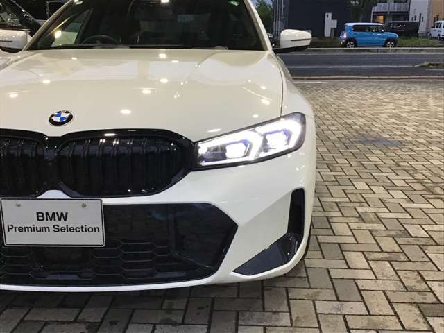 このお車は【浦和美園支店】に展示中です！ご来場、お問い合わせをスタッフ一同お待ちしております。＜住所＞埼玉県さいたま市緑区美園6-11-1　＜TEL＞048-812-2525