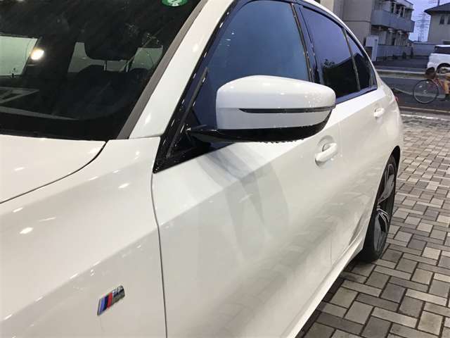 このお車は【浦和美園支店】に展示中です！ご来場、お問い合わせをスタッフ一同お待ちしております。＜住所＞埼玉県さいたま市緑区美園6-11-1　＜TEL＞048-812-2525