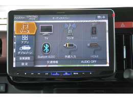 フルセグTV、HDMI/USB接続、Bluetooth接続、Amazon　Alexa搭載、Apple　CarPlay/Android　Autoでスマホアプリに対応＾＾