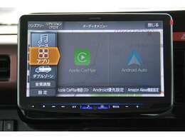 「Apple　CarPlay」でiPhoneをナビに接続、「Android　Auto」でアンドロイドのスマホを接続すれば、いつものアプリを大画面ディスププレイに表示♪