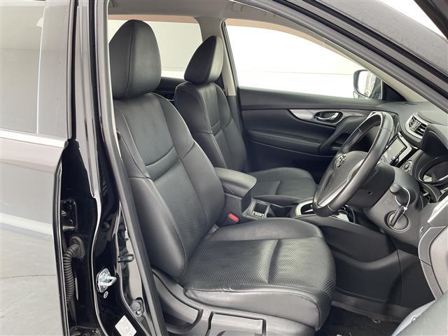 【運転席】『運転席周辺』の画像になります。写真の内容に関してご不明点、ご質問等がございましたらお気軽にガリバー店舗までお問い合わせください。