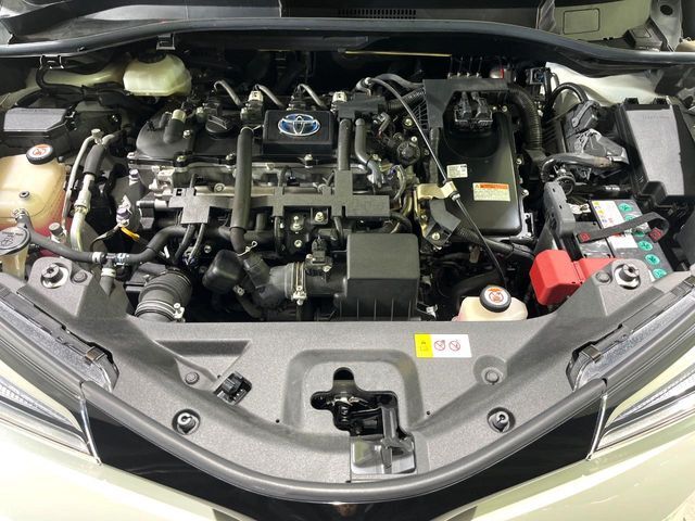 親切・丁寧な専門メカニックスタッフが応対！・車検・点検整備・事故等の修理などアフターサービスも安心。お車のカスタマイズもネクステージのサービススタッフまでご相談ください！