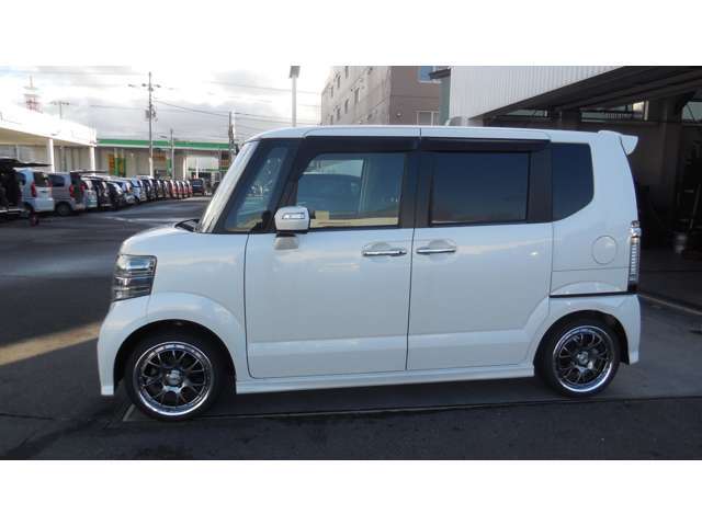 ■当店の車をご覧いただきありがとうございます！当店はホンダディーラーならではの整備と保証で安心の中古車をご用意しております！ご不明点は気軽に電話（TEL:0138-45-1431）にてお問い合わせ下さい！