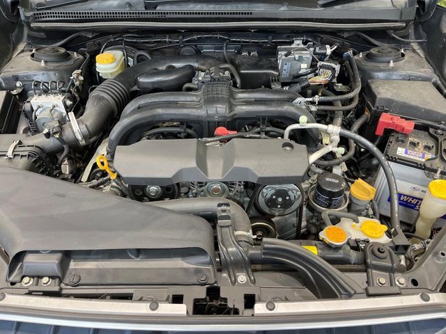 親切・丁寧な専門メカニックスタッフが応対！・車検・点検整備・事故等の修理などアフターサービスも安心。お車のカスタマイズもネクステージのサービススタッフまでご相談ください！