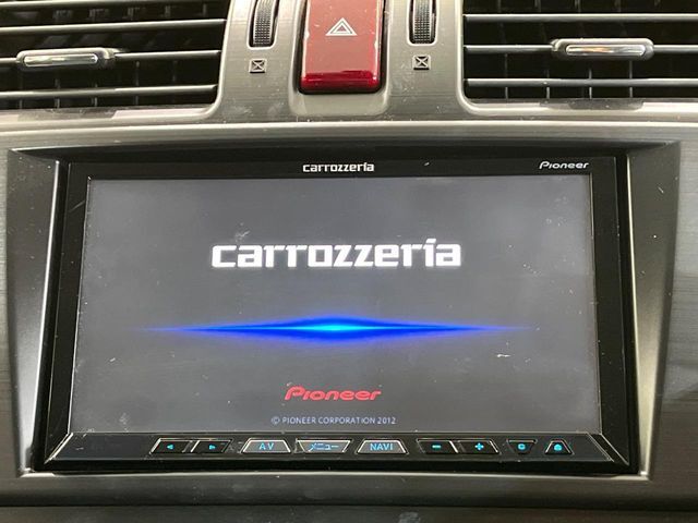 【ナビゲーション】使いやすいナビで目的地までしっかり案内してくれます。各種オーディオ再生機能も充実しており、お車の運転がさらに楽しくなります！！