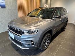 台形のホイールアーチはJeepの伝統的なデザインです