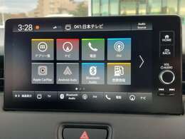 【Bluetooth】ナビゲーションと携帯電話/スマートフォンをBluetooth接続することができます。接続するとハンズフリーで使用することができるので、とても便利です！