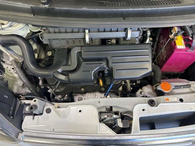 親切・丁寧な専門メカニックスタッフが応対！・車検・点検整備・事故等の修理などアフターサービスも安心。お車のカスタマイズもネクステージのサービススタッフまでご相談ください！