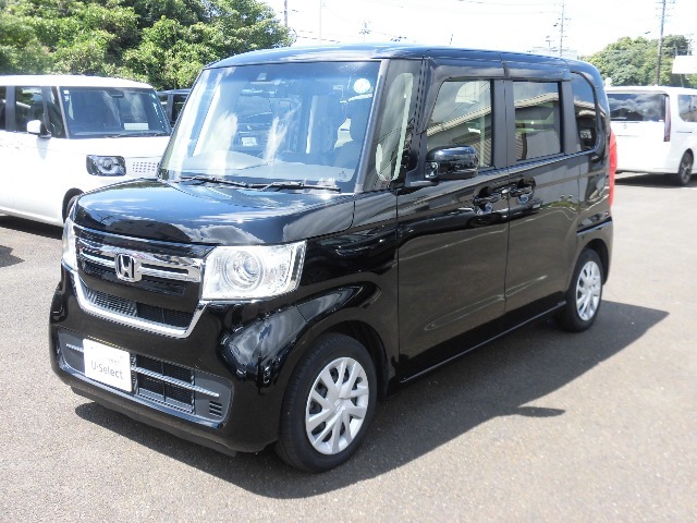 ご納車前には納車点検整備を実施いたします。指定交換部品（エンジンオイル、オイルエレメント、ワイパーゴム等）新品交換致します。その他必要交換部品は点検時交換致します。